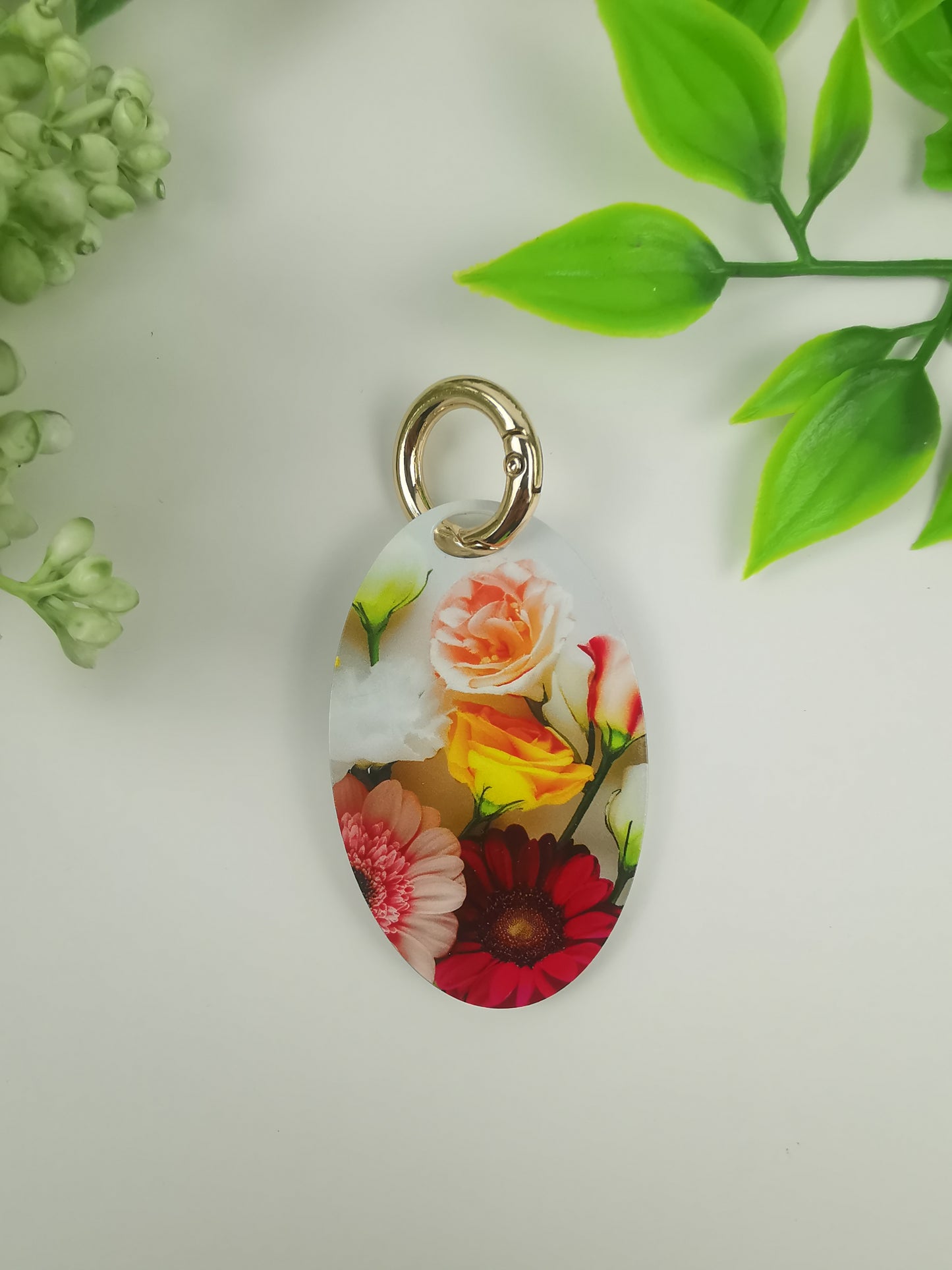 Oval shape gift with customized printing, glitter acrylic tag